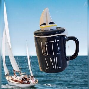 NWOT RAE DUNN LET'S SAIL SAILBOAT CERAMIC BLUE AND WHITE MUG WITH TOPPPER